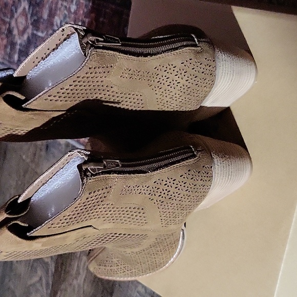 Matisse Backroad Boots - Picture 3 of 6